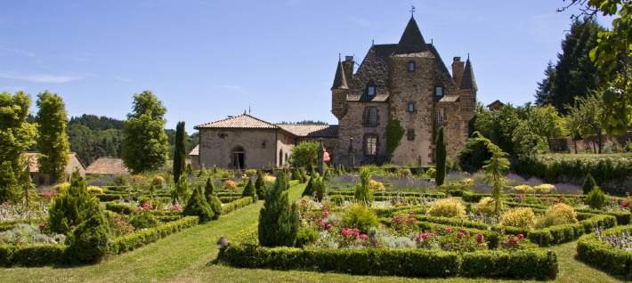 Photo du château de Varillettes dans le Cantal