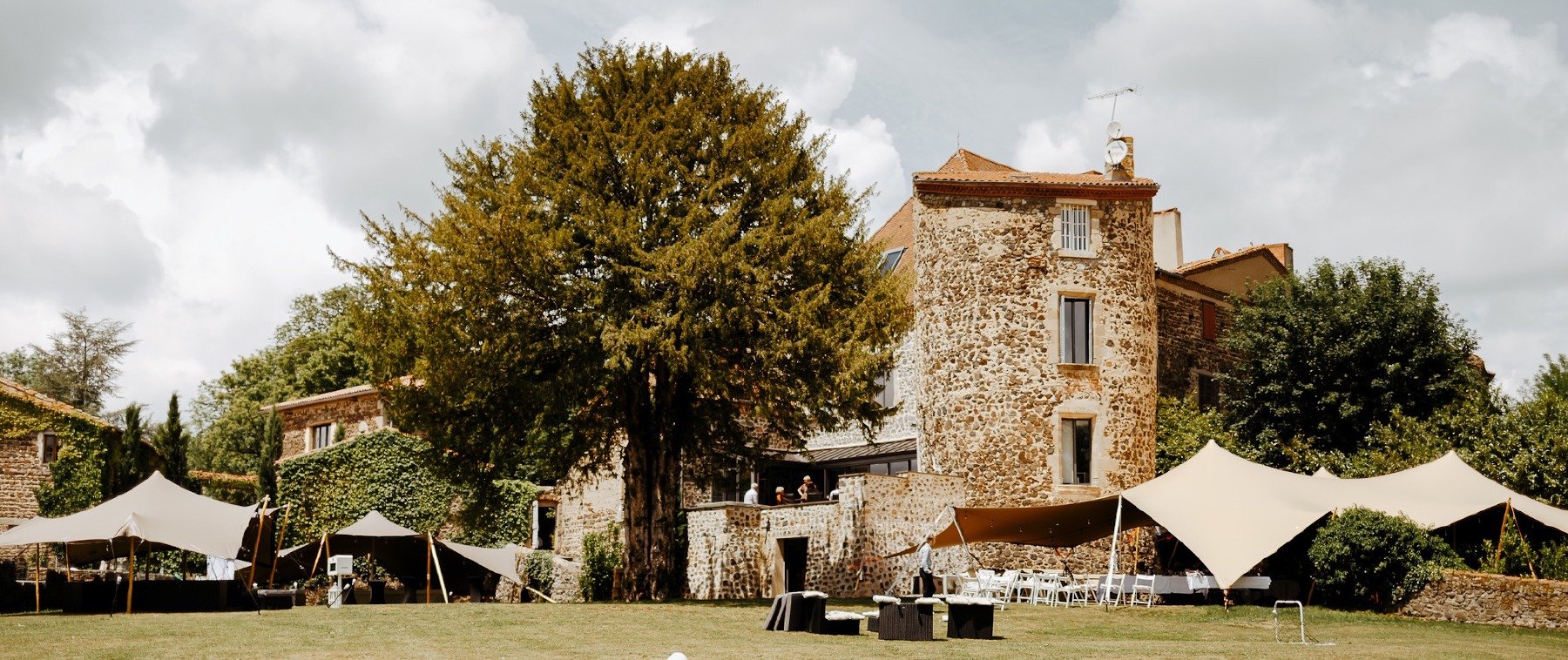 Photo du château de Bois Rigaud à proximité du Cantal