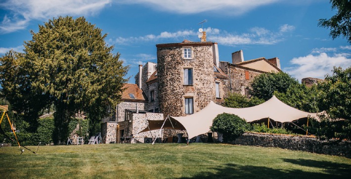 Photo du parc du Château de Bois Rigaud, idéal pour un mariage en Auvergne.