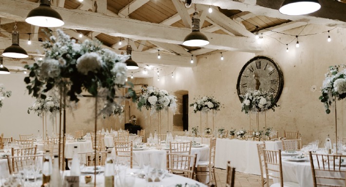 photo de la salle de mariage du Château de Bois Rigaud en Auvergne-Rhône-Alpes.