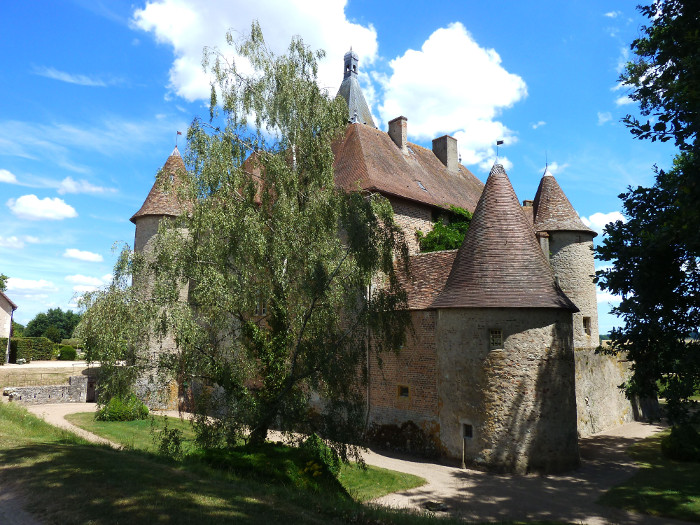 Château de Beauvoir Bourbonnais en Auvergne-Rhône-Alpes