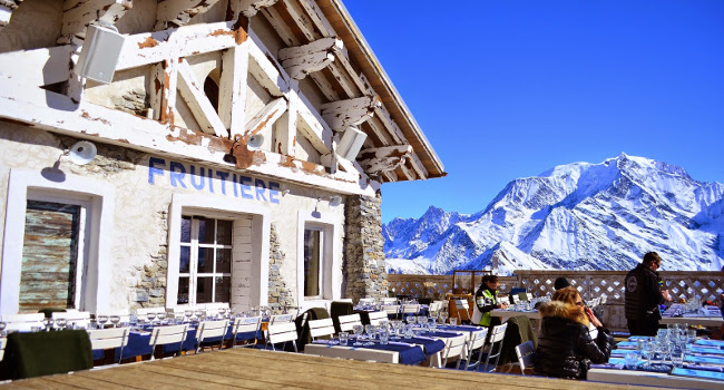 Picture of the sunny terrace and restaurant at La Folie Douce in Saint-Gervais-les-Bains