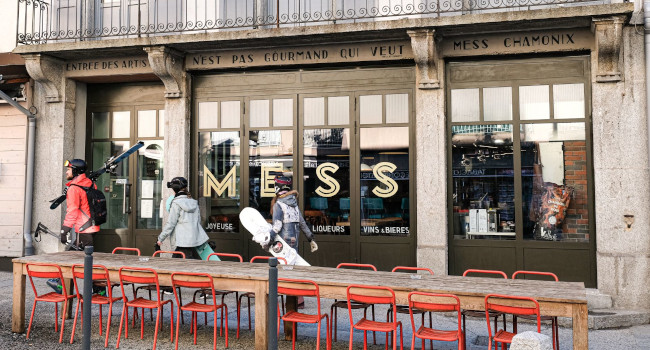 Facade of Le Mess restaurant in Chamonix